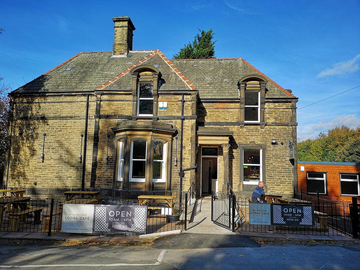 Lister Avenue Entrance